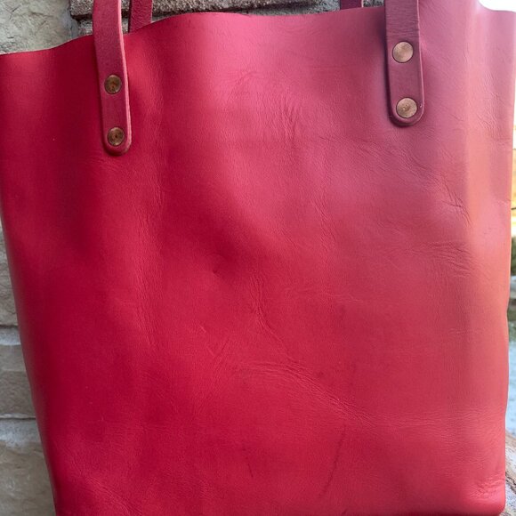 KMM & Co Standard Salmon Tote - Picture 6 of 16
